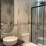 La Reina ホームステイ *