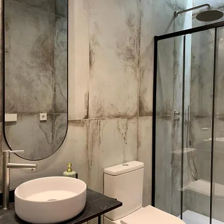 La Reina Quarto em Acomodações Particulares *